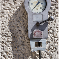 Air pressure gauge.